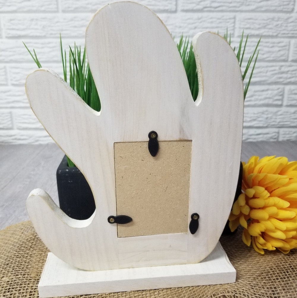 Wooden Ghost Frame/Decor - Picture 4 of 10